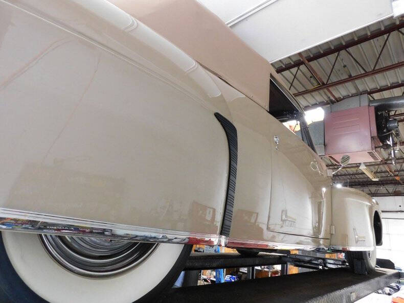 1942 Lincoln Continental