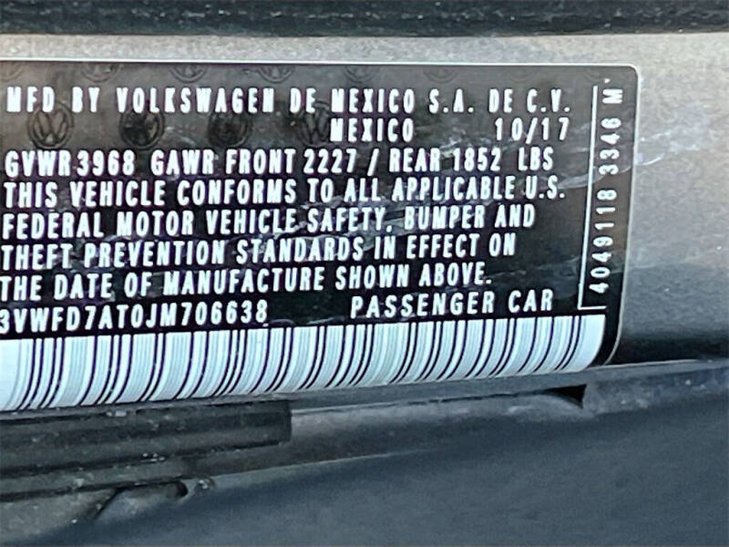 2018 Volkswagen Beetle 2.0T Coast