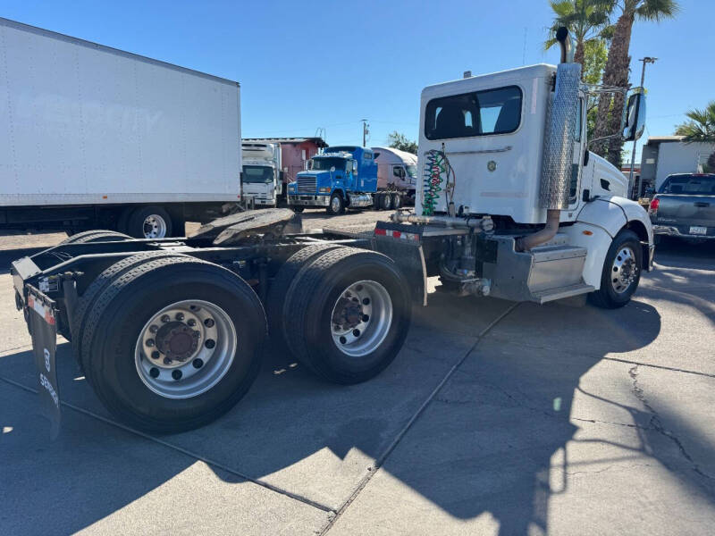2013 Peterbilt 387