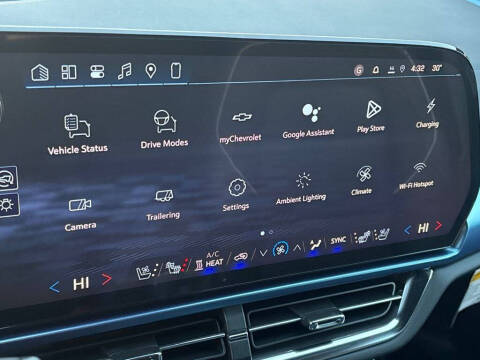 2026 Chevrolet Equinox EV LT 2