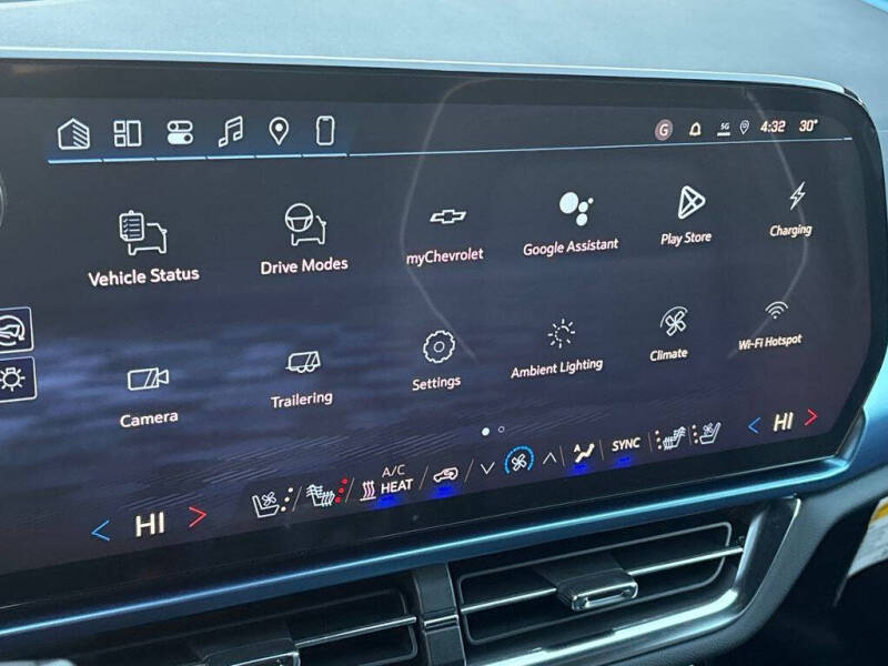 2026 Chevrolet Equinox EV LT 2