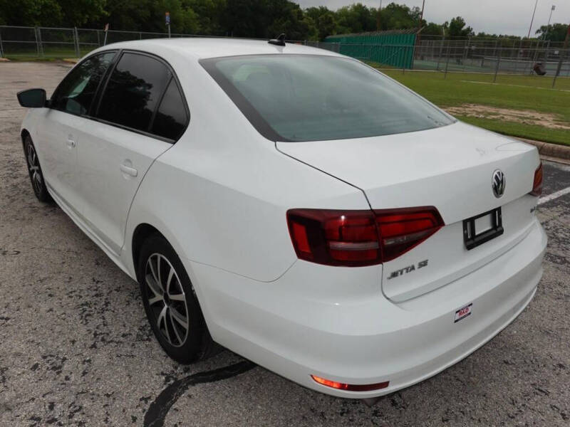 2016 Volkswagen Jetta