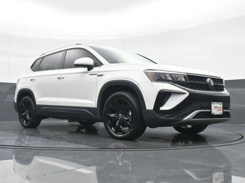 2022 Volkswagen Taos SE 4Motion