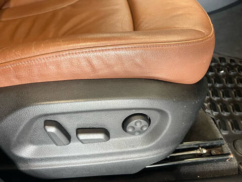 2011 Audi Q5 3.2 quattro Premium Plus