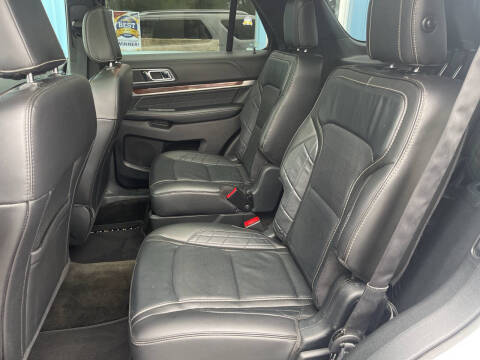 2018 Ford Explorer Platinum
