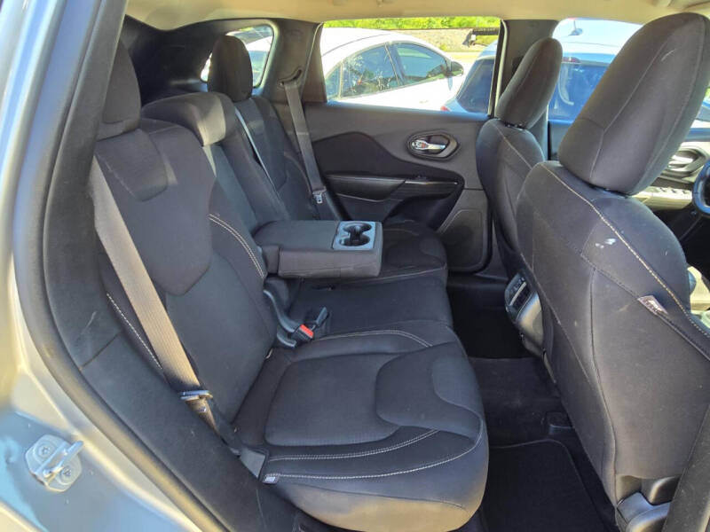 2016 Jeep Cherokee