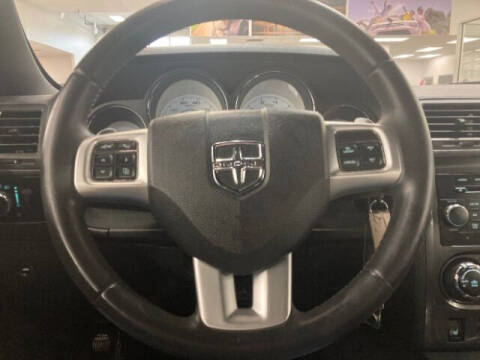 2012 Dodge Challenger SXT