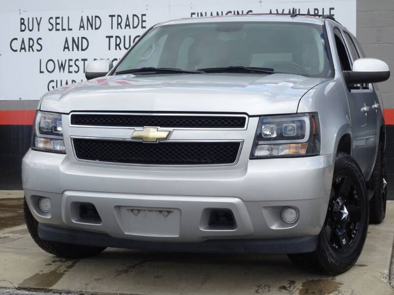 2011 Chevrolet Tahoe for sale at Deal Maker of Gainesville in Gainesville FL