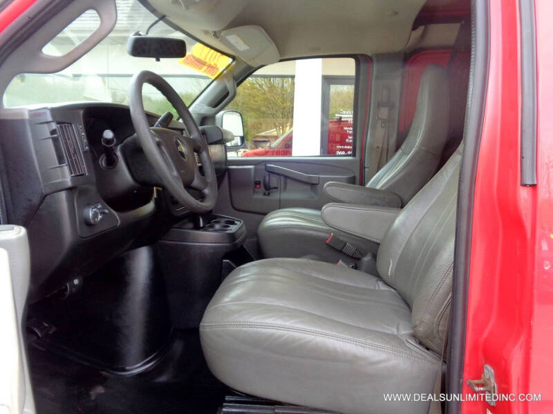 2017 Chevrolet Express 2500