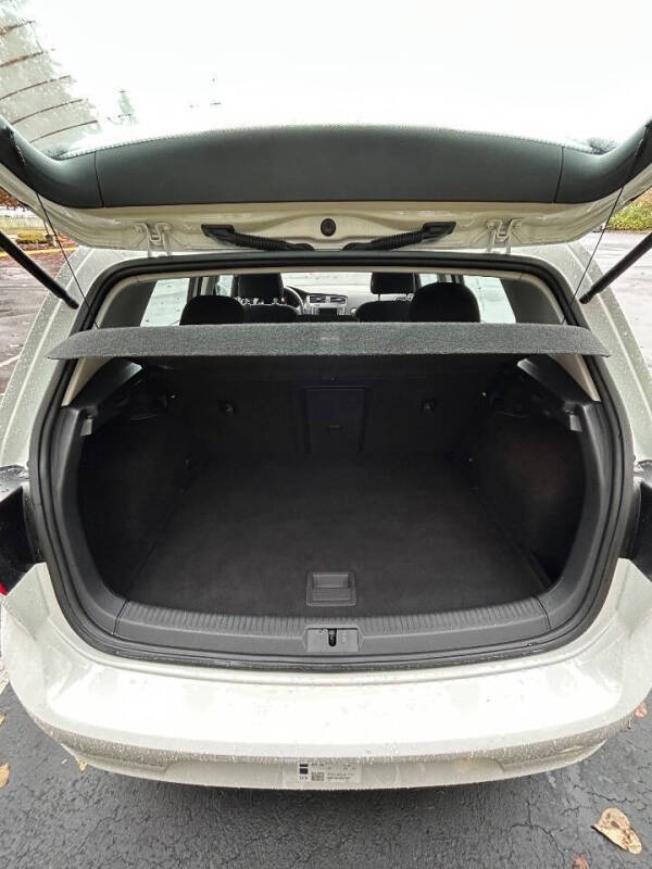 2016 Volkswagen e-Golf SE