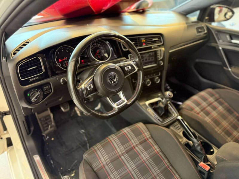 2015 Volkswagen Golf GTI