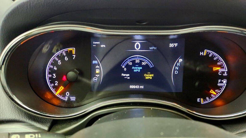 2020 Jeep Grand Cherokee Laredo E