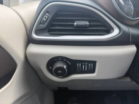 2018 Chrysler Pacifica Touring L