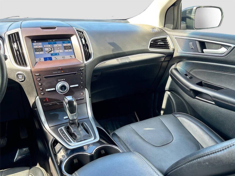 2018 Ford Edge Titanium