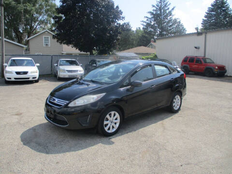 2012 Ford Fiesta for sale at RJ Motors in Plano IL