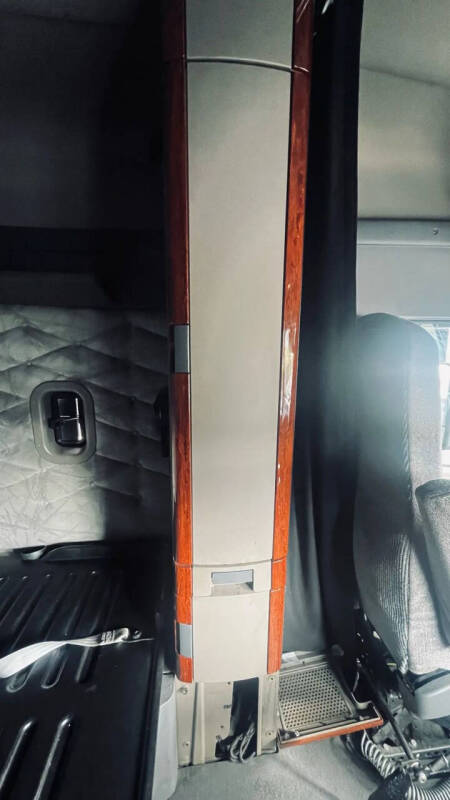 2018 Freightliner Cascadia