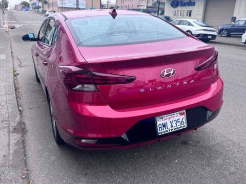 2020 Hyundai Elantra
