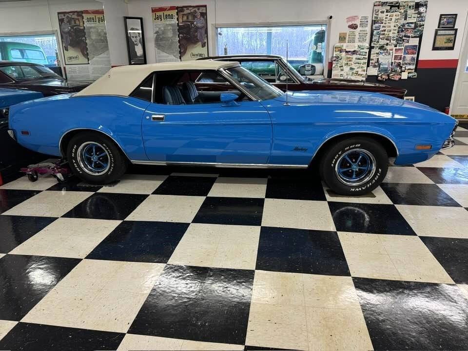 1972 Ford Mustang 2