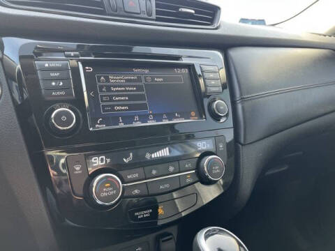 2020 Nissan Rogue SL