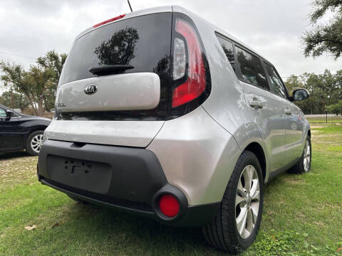 2014 Kia Soul +
