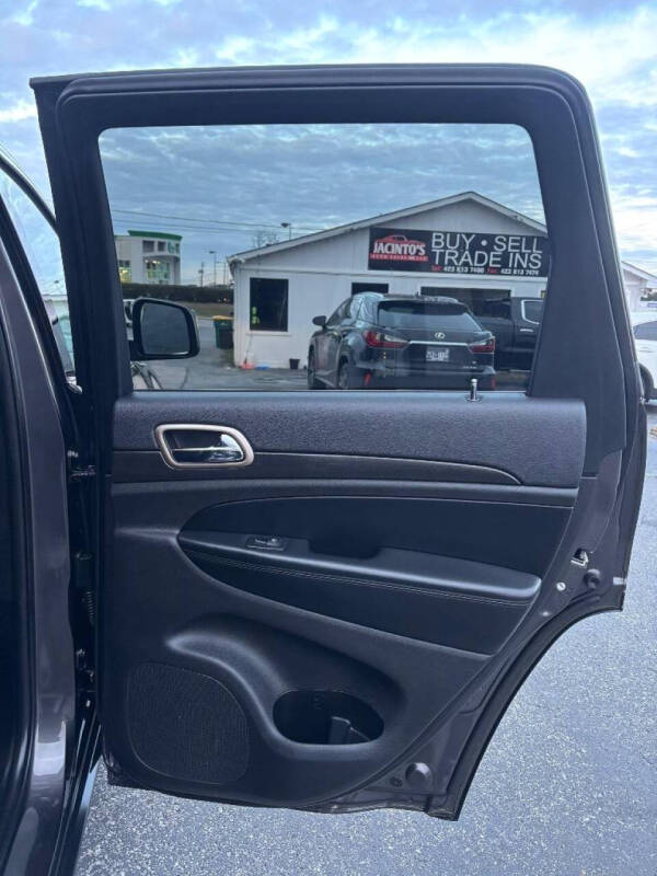 2017 Jeep Grand Cherokee Laredo