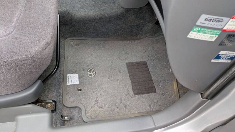 2000 Toyota Funcargo Yaris
