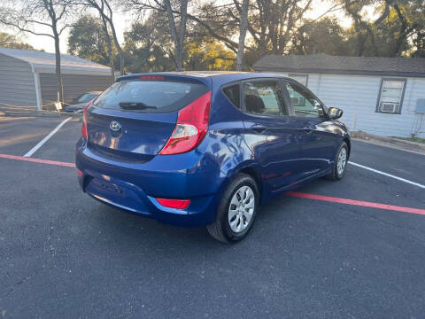 2016 Hyundai Accent SE