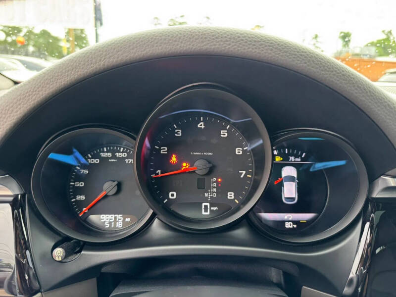 2019 Porsche Macan