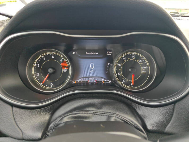 2023 Jeep Cherokee Altitude Lux