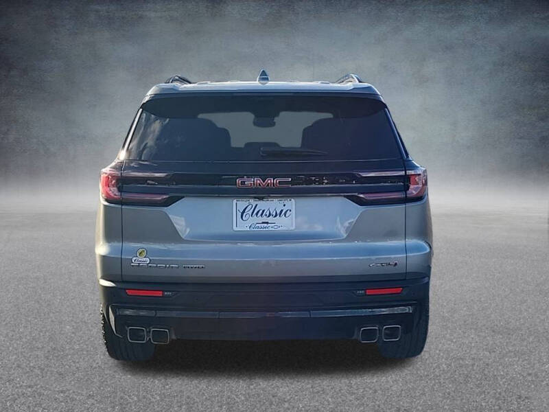 2024 GMC Acadia AT4