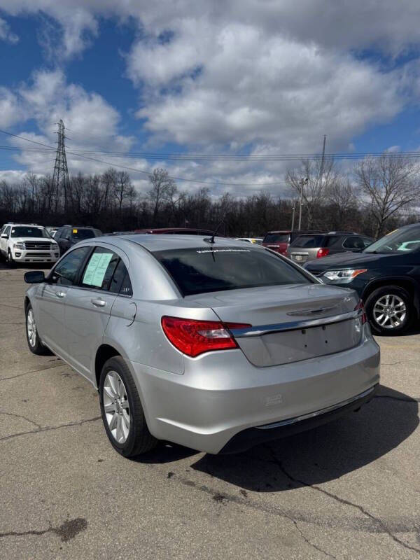 2012 Chrysler 200 Touring