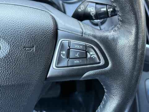 2017 Ford Focus Titanium