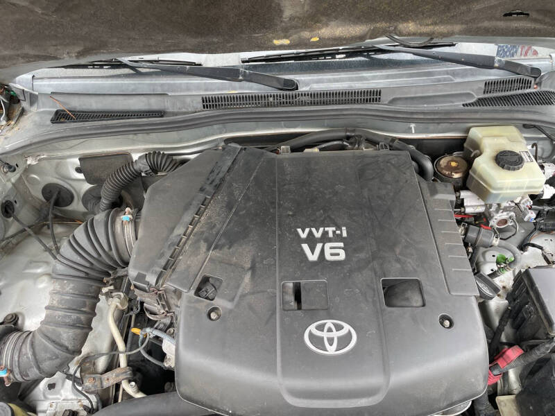 2004 Toyota 4Runner SR5