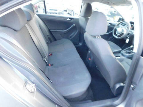 2016 Volkswagen Jetta