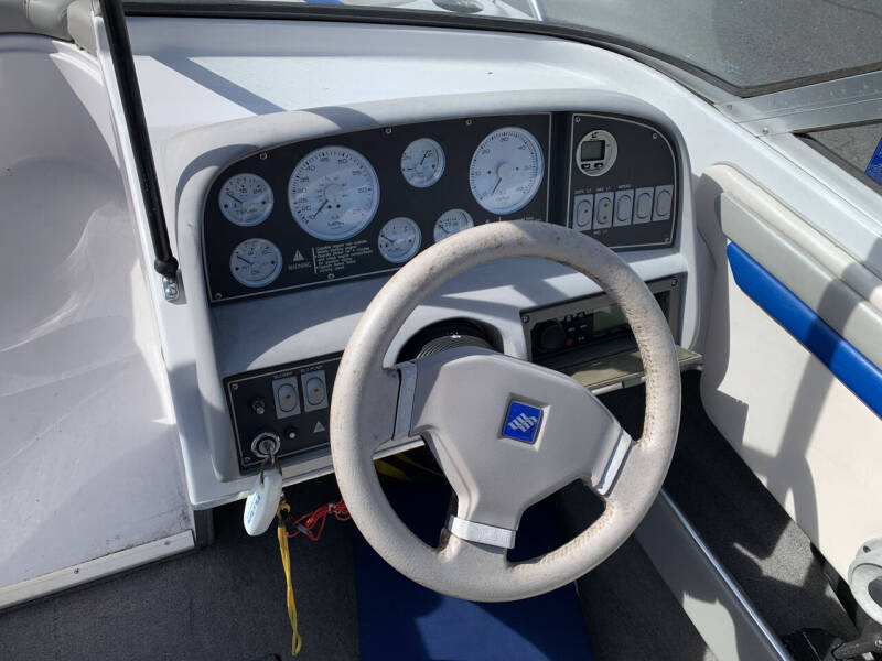 1993 Four Winns 190 Horizon