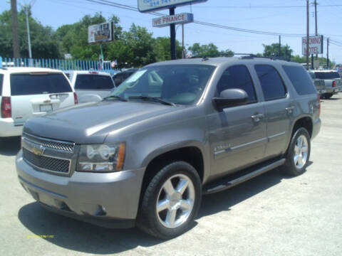 2007 Chevrolet Tahoe for sale at DANNY AUTO SALES in Dallas TX