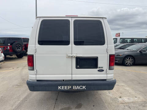 2009 Ford E-Series E-250