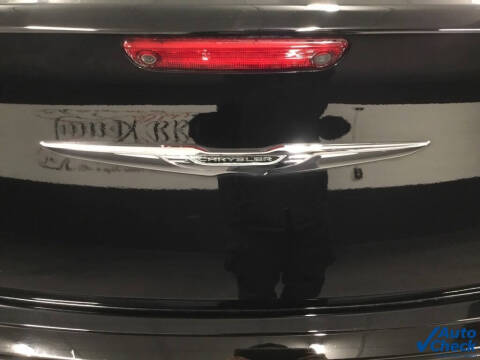 2018 Chrysler 300 Touring