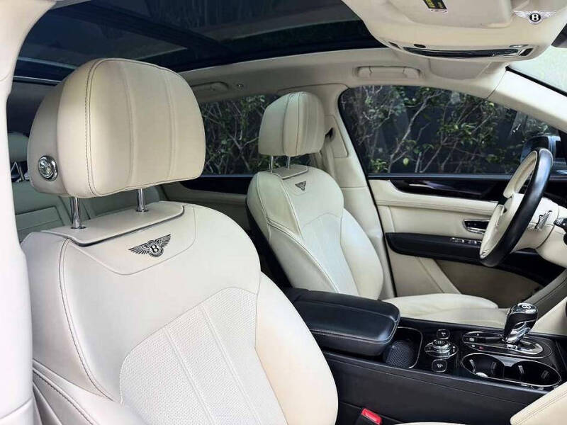 2019 Bentley Bentayga V8