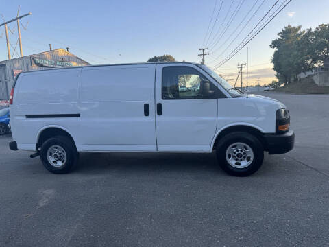 2019 GMC Savana 2500