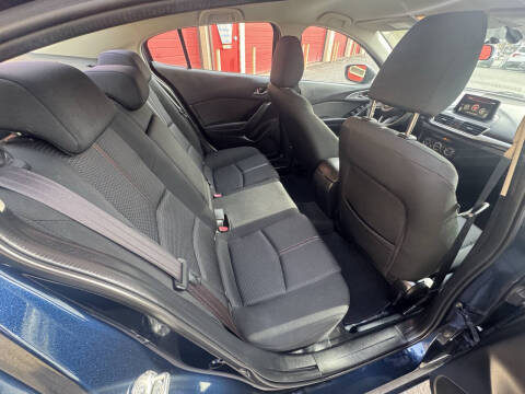 2017 Mazda MAZDA3 Sport