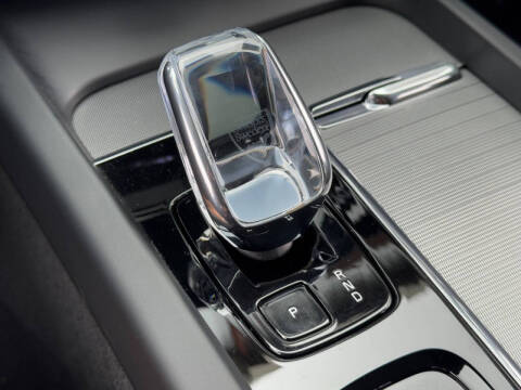 2024 Volvo S60 B5 Plus Black Edition