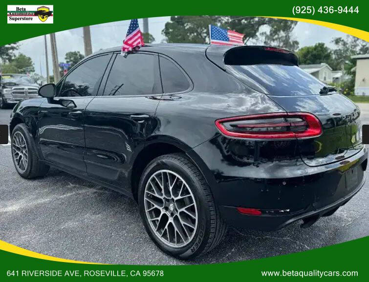 2015 Porsche Macan S