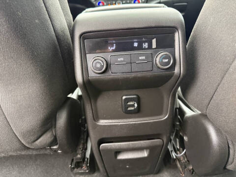 2017 GMC Acadia SLE-2