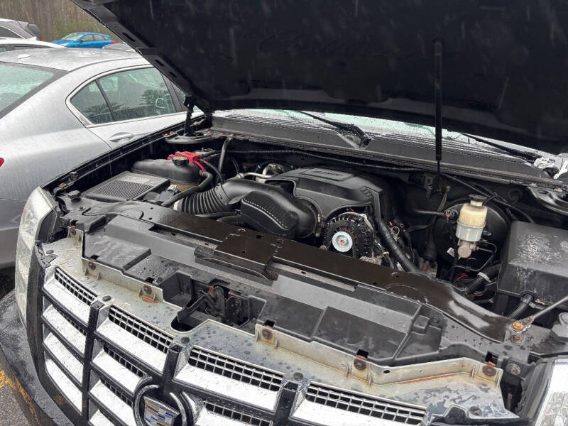 2012 Cadillac Escalade Luxury