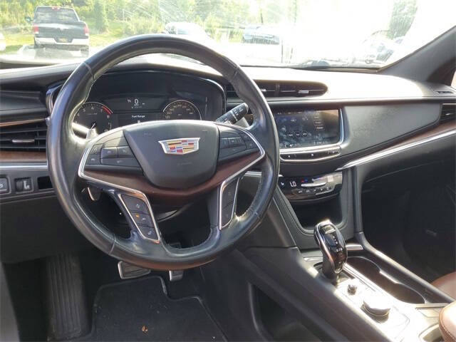 2020 Cadillac XT5 Sport