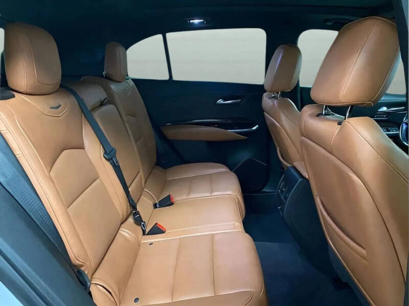 2019 Cadillac XT4 Premium Luxury