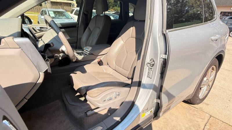 2011 Porsche Cayenne S Hybrid