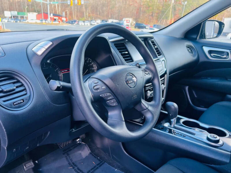 2017 Nissan Pathfinder