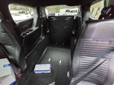 2025 Chrysler Voyager LX